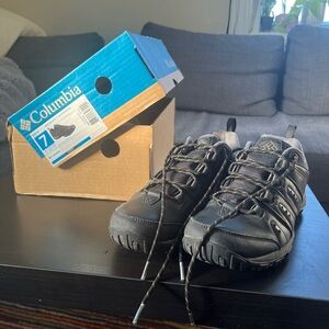 Columbia woodburn II waterproof shoes